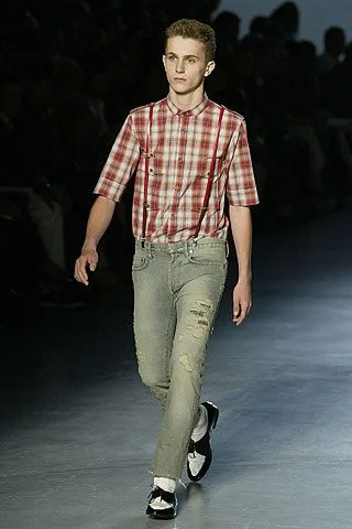 Look 16